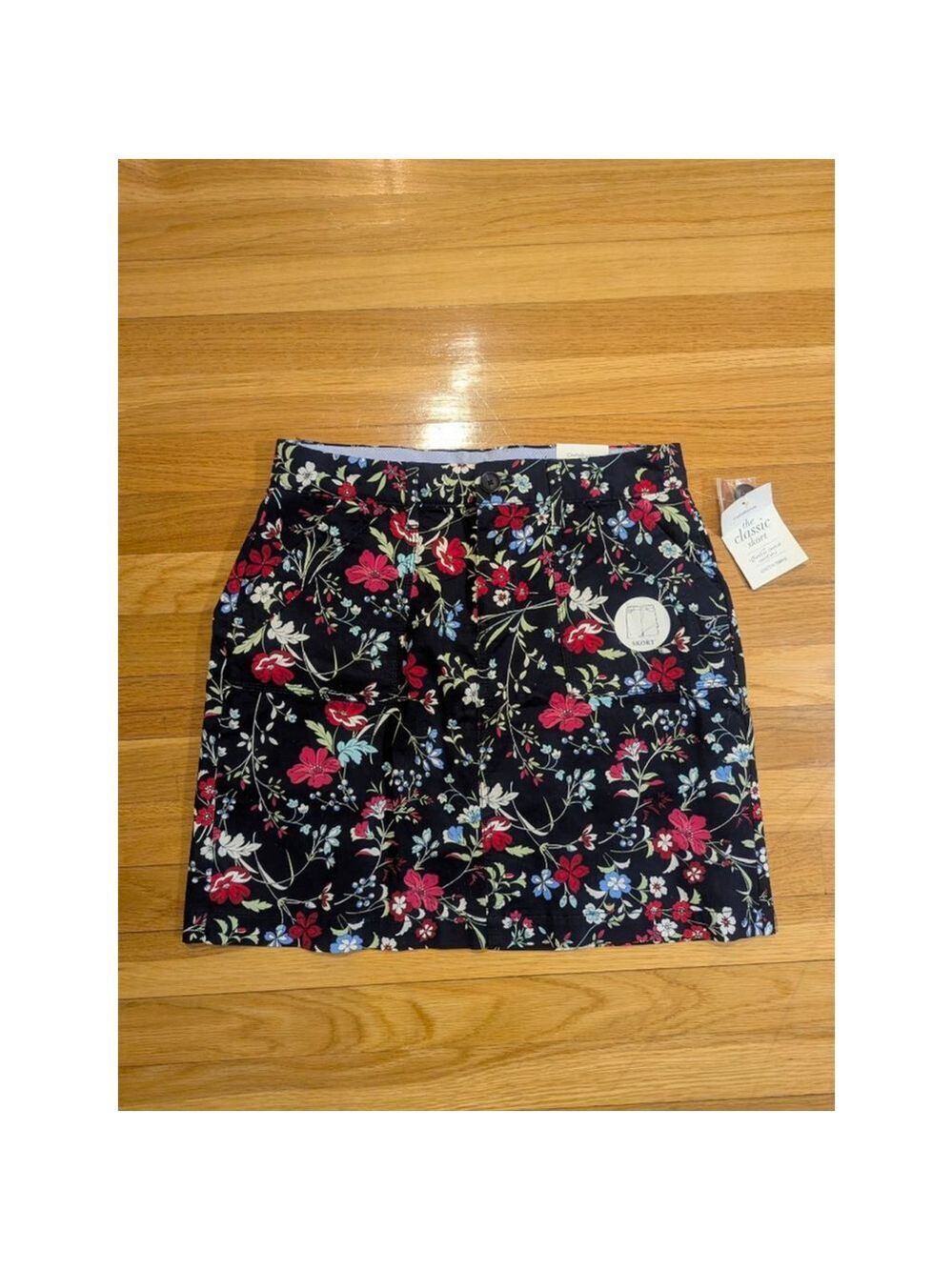 Croft & Barrow Black Floral Skort Mid Rise Size 6 - Picture 13 of 13